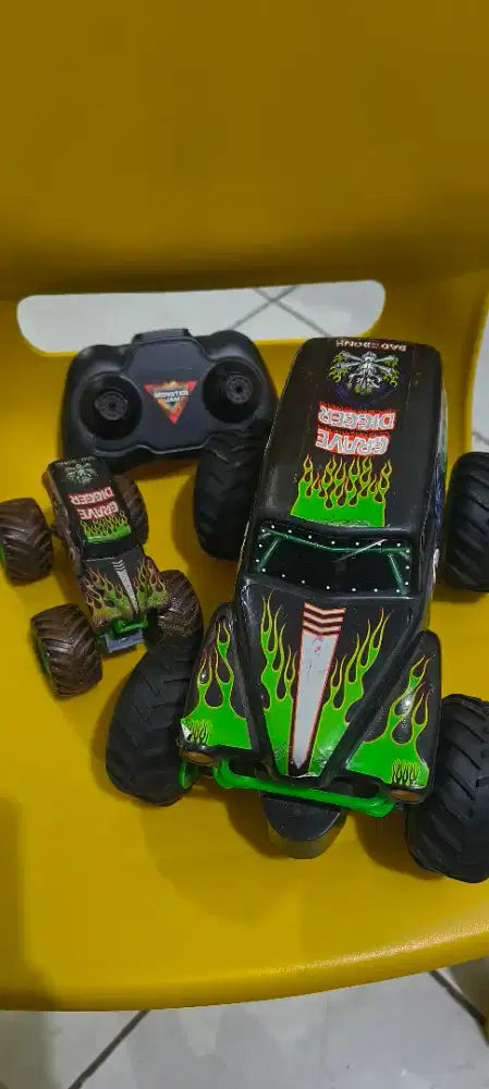 Remote control monster jam