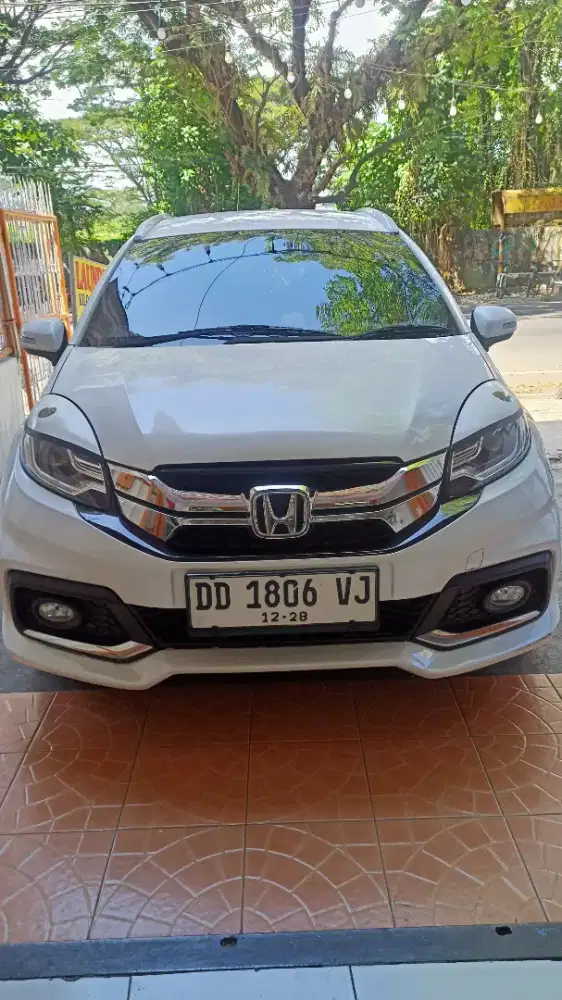 Jual Honda Mobilio bekas bagus.