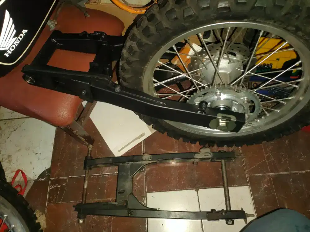 Arm wr 155 Original Like new dan Arm Honda Tiger Revo Original