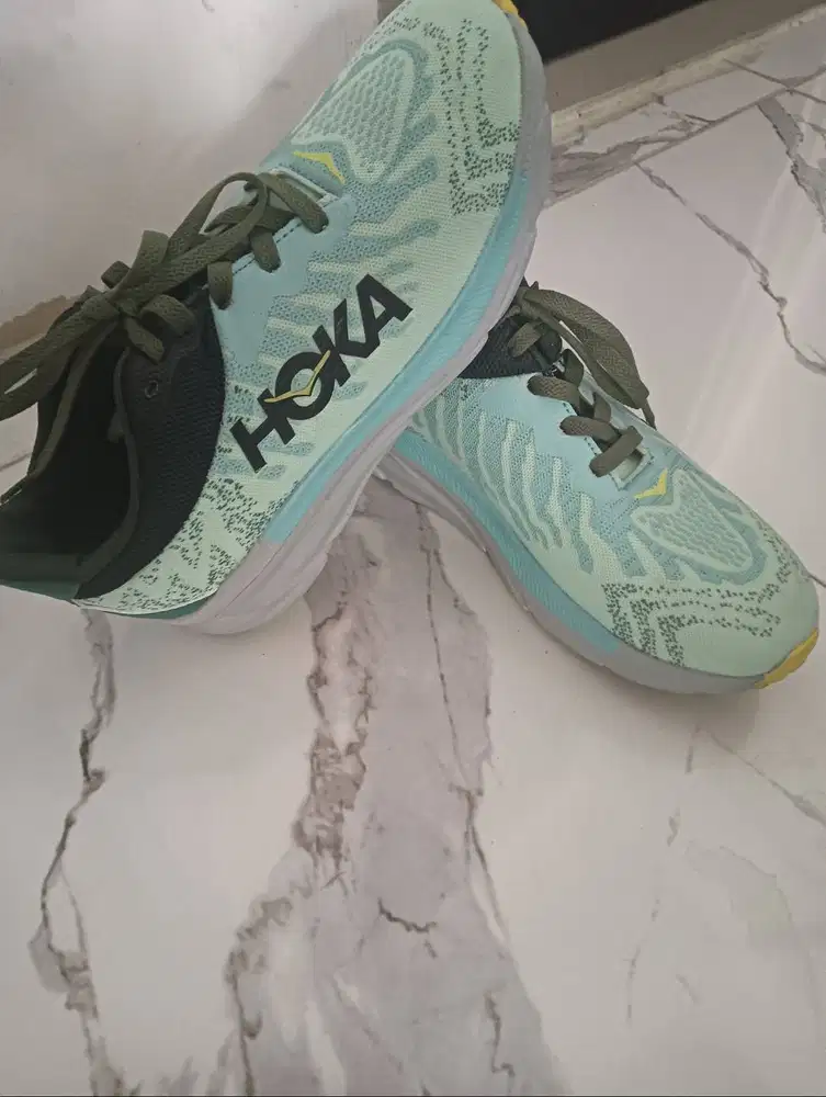 Sepatu Hoka Running second