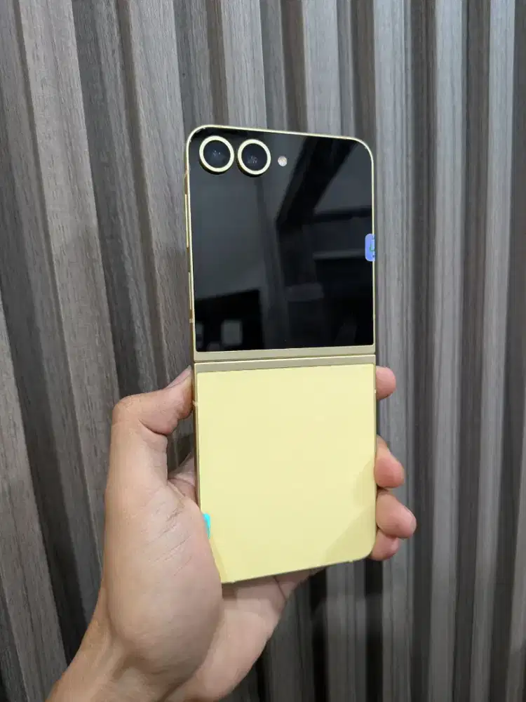 SAMSUNG Z FLIP 6 5G 12/512 SEIN