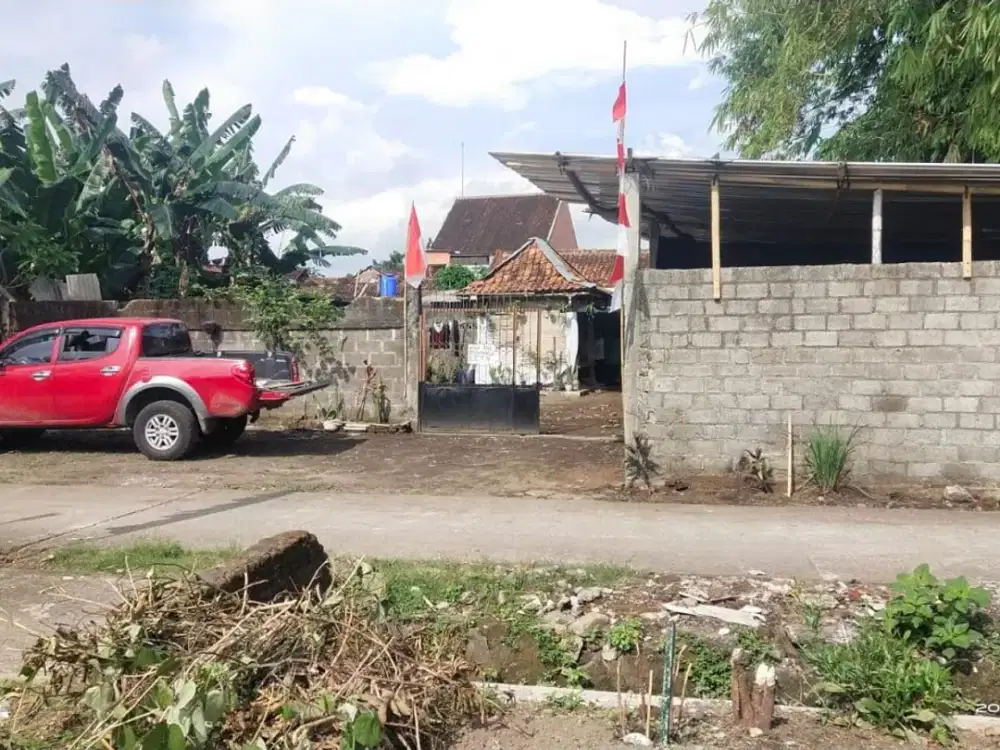 Tanah Ada Bangunan Dekat Stadion Sewon Bantul