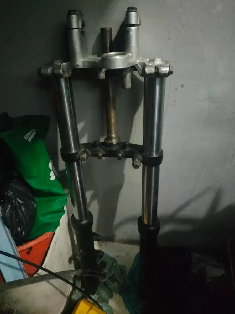 Dijual Shock Byson Original sudah PNP ke Honda Tiger