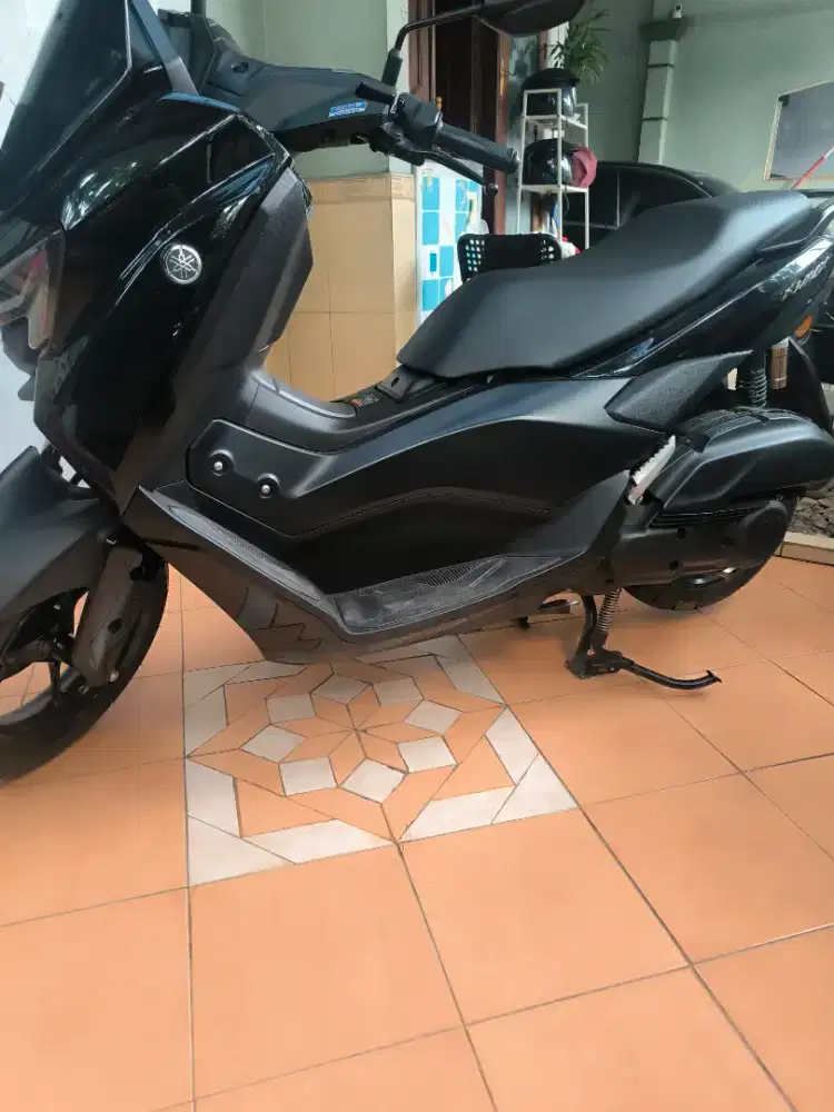 Dijual Cepat Nmax Neo S 2025 - Hitam