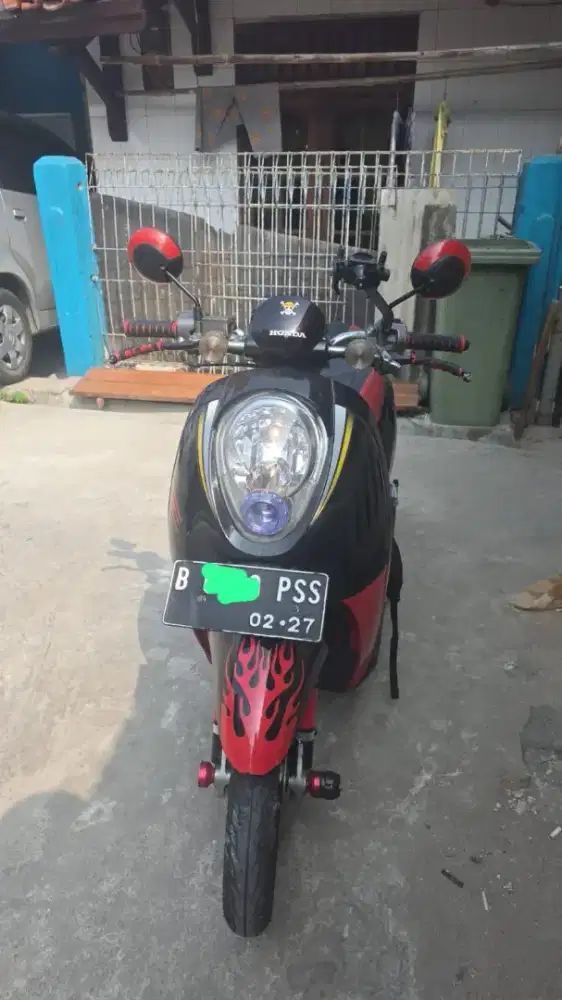 Honda Scoopy 2012