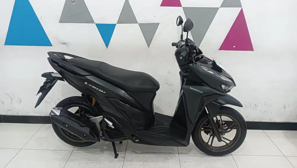 Honda New Vario 125 CBS ISS SE 2020 Dp.1jt