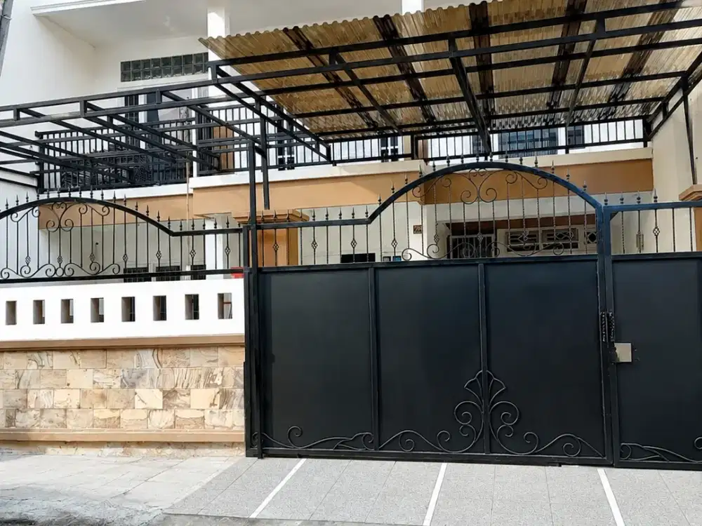DIJUAL RUMAH BARU RENOVASI – BABATAN PANTAI, KOTA LAMA SURABAYA
