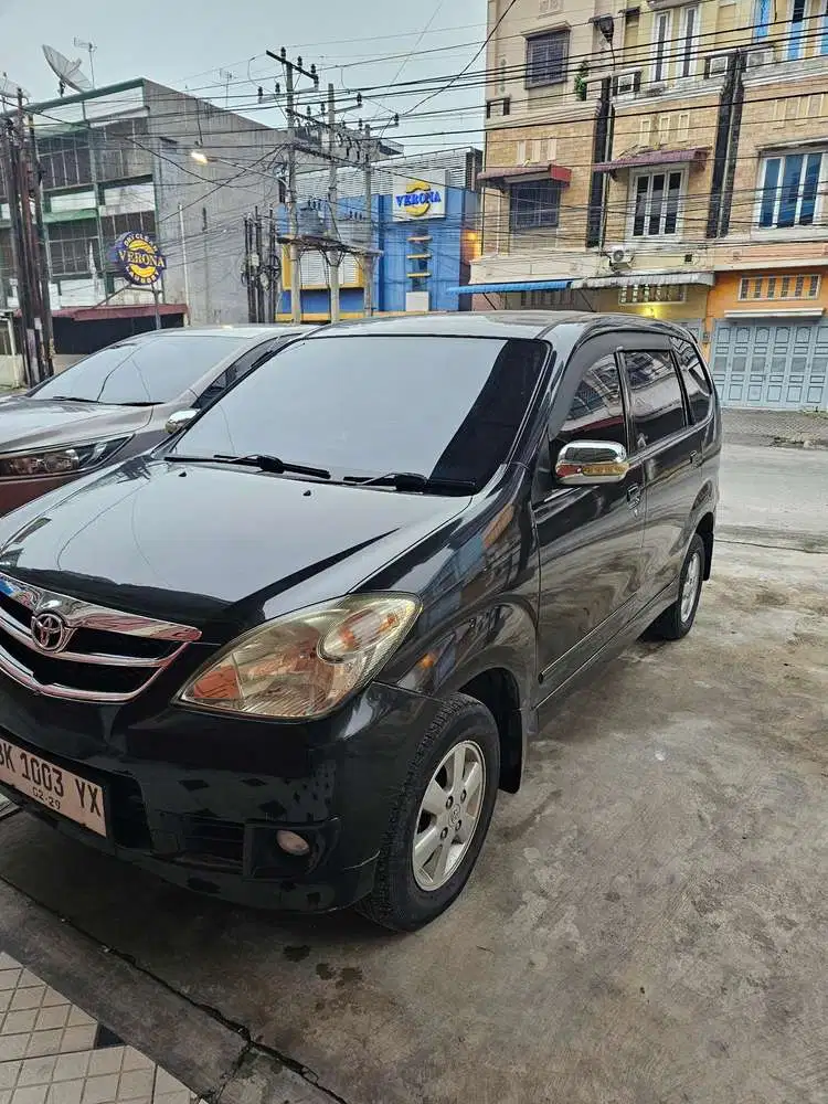 Toyota Avanza 2009 Bensin