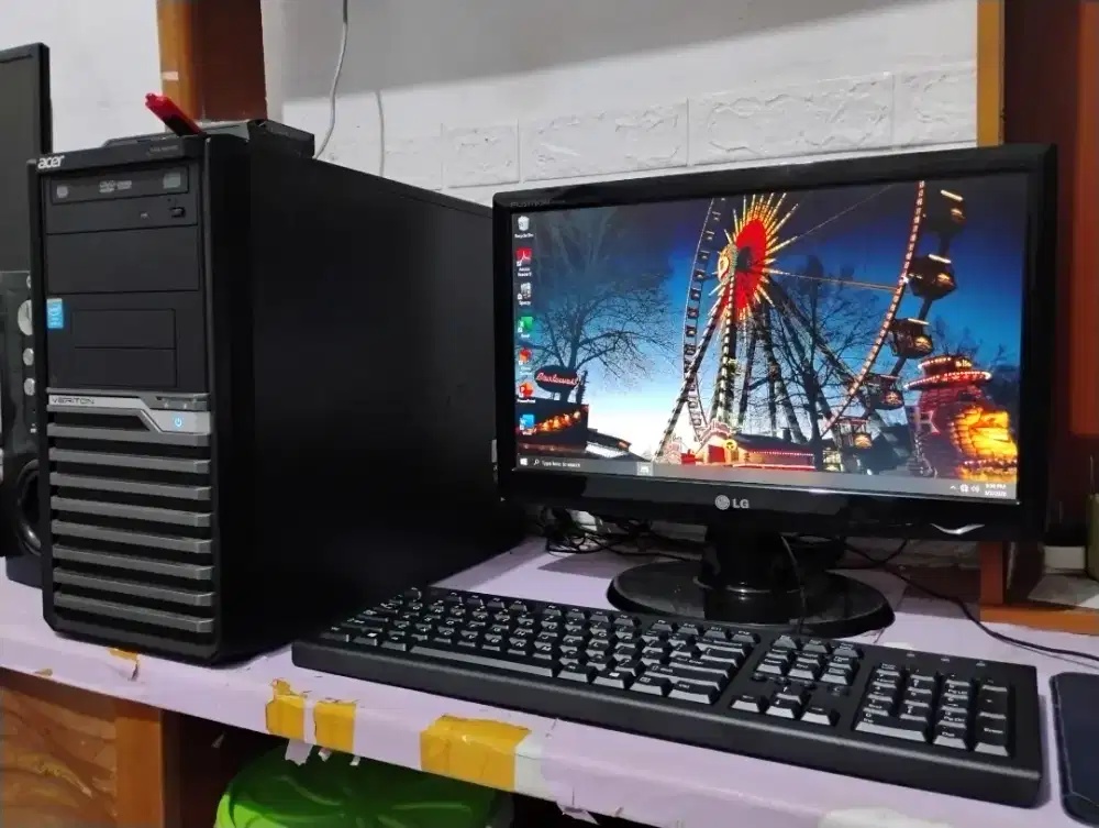 Pc gaming roblox / intel gen4 + ram 8gb + monitor 19inch / acer
