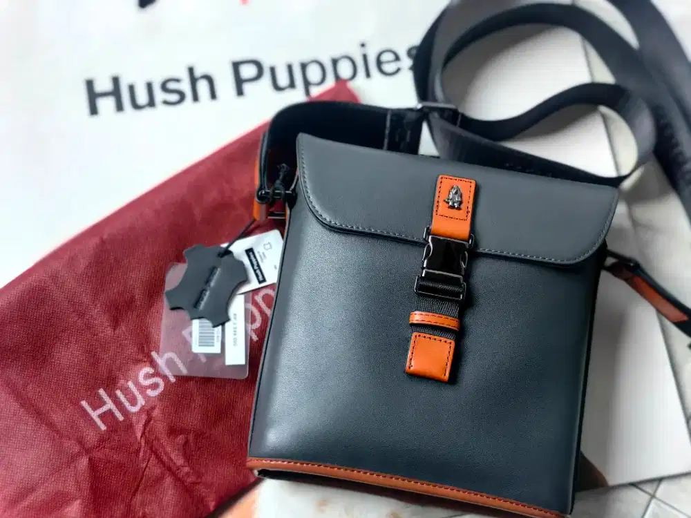 Hush Puppies Original
Sling Bag
Full Kulit Kondisi Baru Jual Rugi