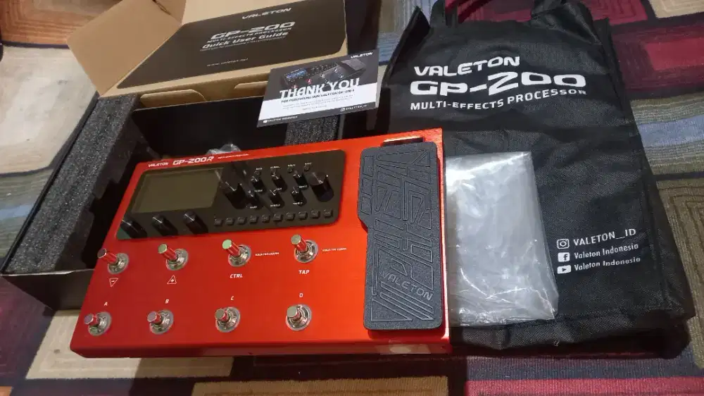 Efek Valeton GP200R
