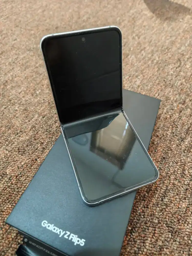 Samsung z flip 5