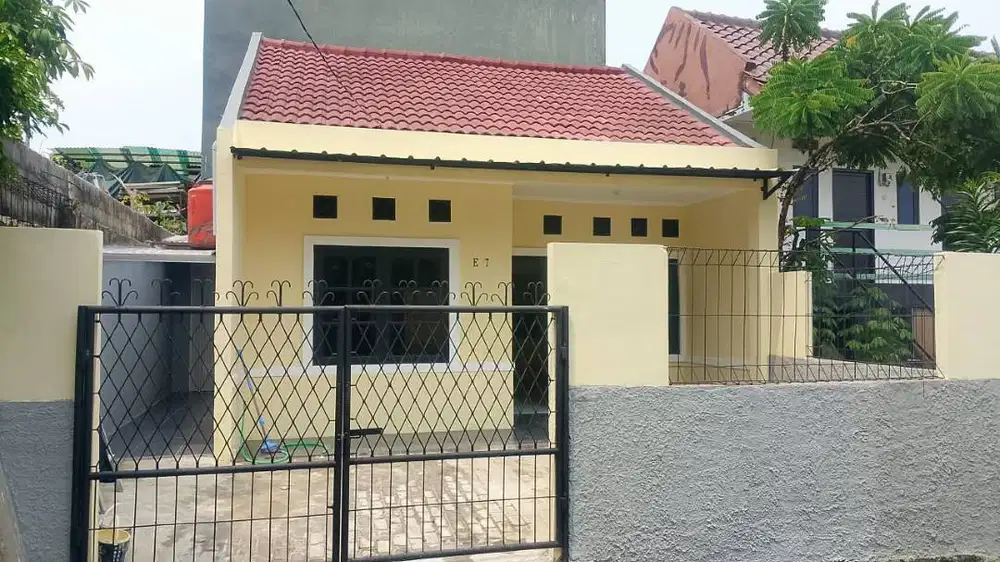Rumah Dijual Siap Huni dan Rapih di Komplek Taman Siliwangi Depok