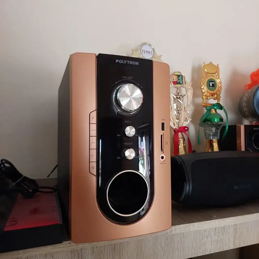 Speaker aktif Polytron Bluetooth