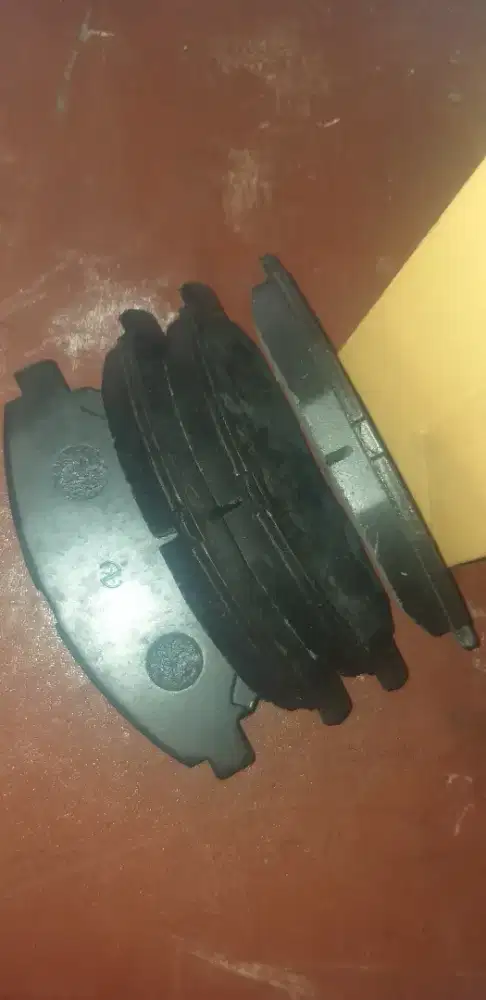 Kampas Rem Depan Mitsubishi kuda