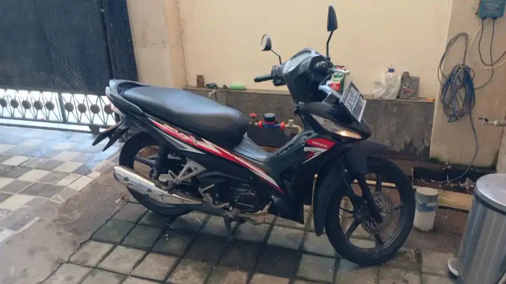 Revo X 2022 nego