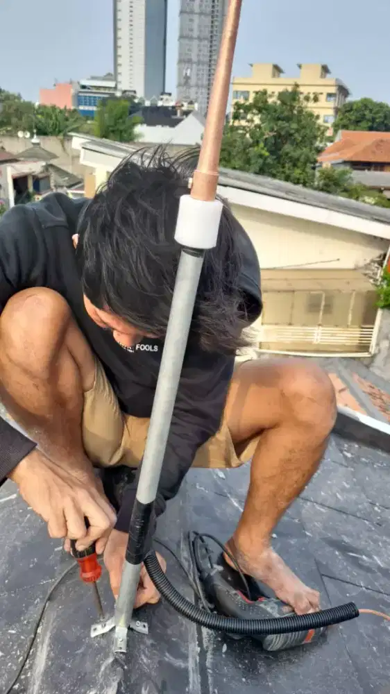 Agen Pasang Penangkal Petir Konvensional Cikarang Barat