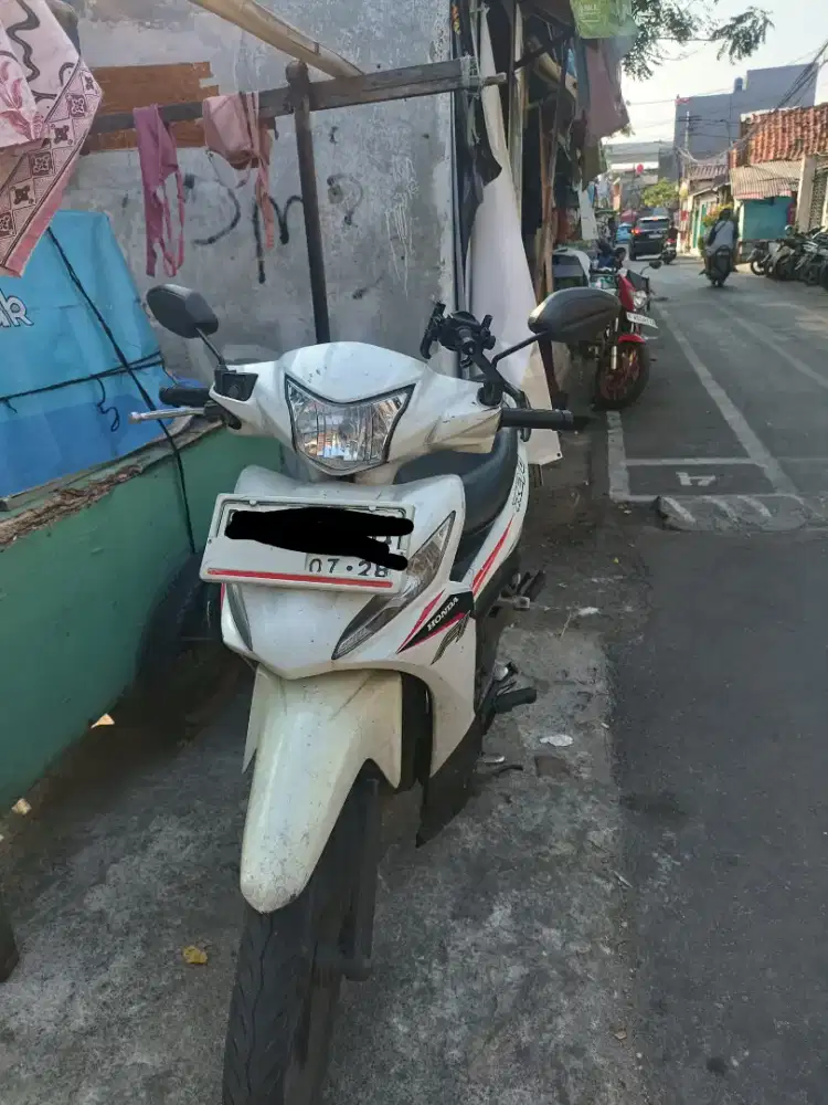 revo fi 2017 putih