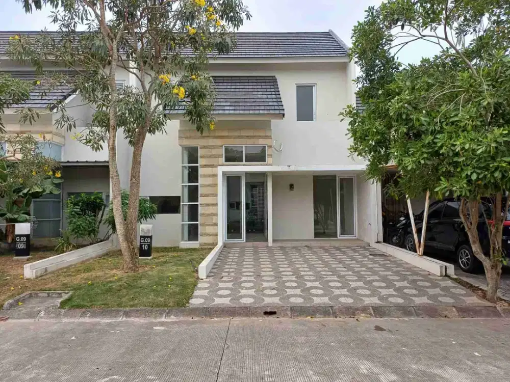 Dijual Cepat Rumah Cantik 2 lantai di Citra Grand City