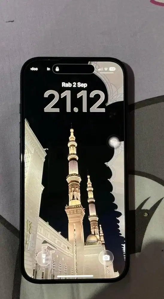 Iphone 16 128 hitam