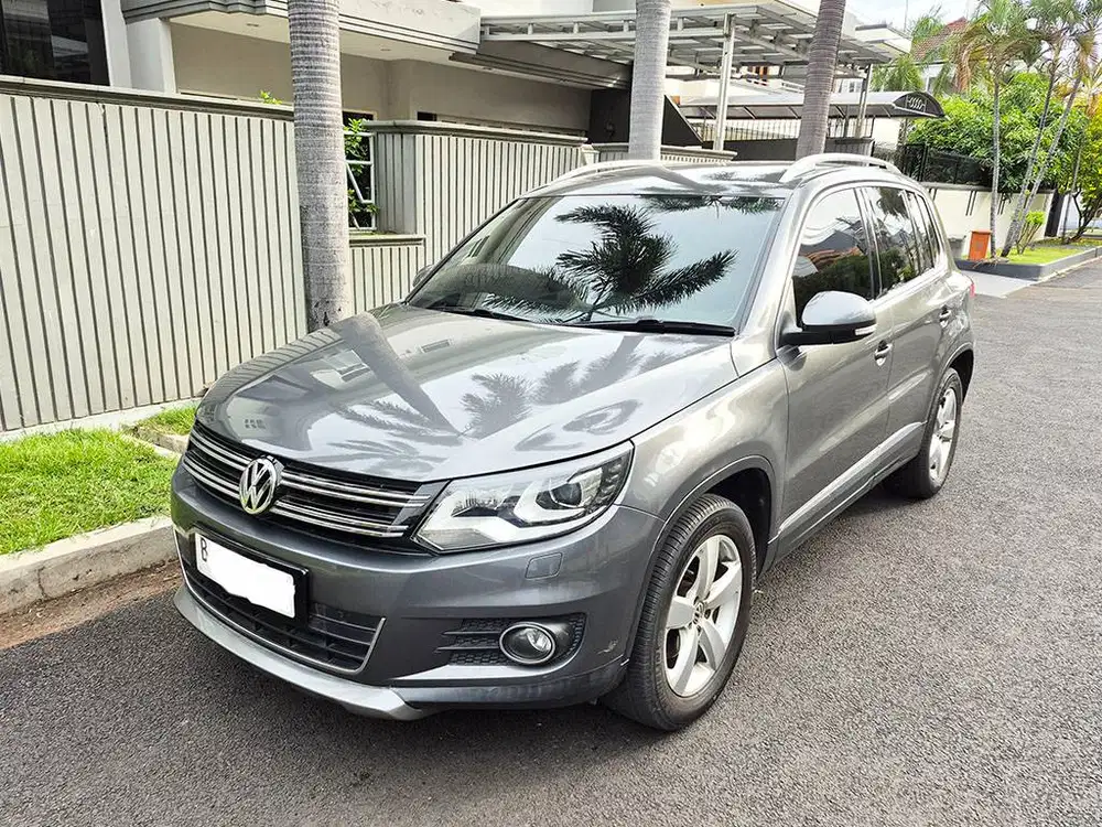 (GRADE A) Vw Tiguan Highline Km56rb Jok Kulit Orsinil Mulus Siap Pakai