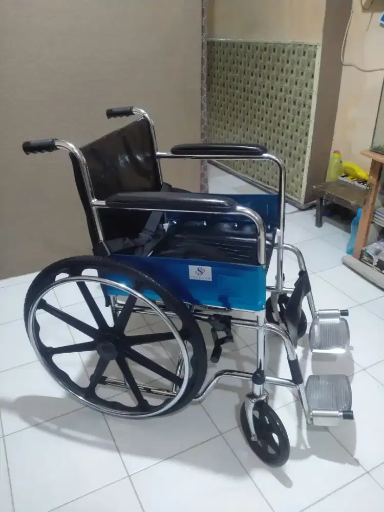 kursi roda like new