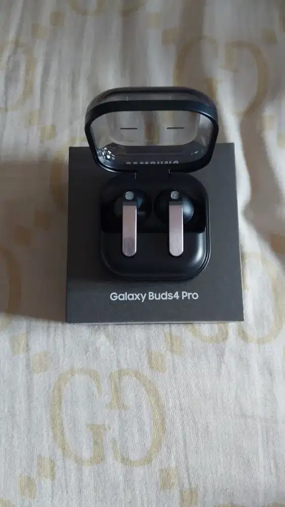 Samsung Galaxy Buds4 Pro Black Like New Pakai 2x
