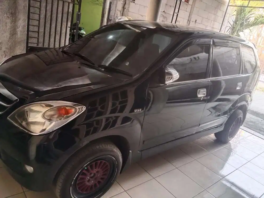 Toyota Avanza 2010 Bensin