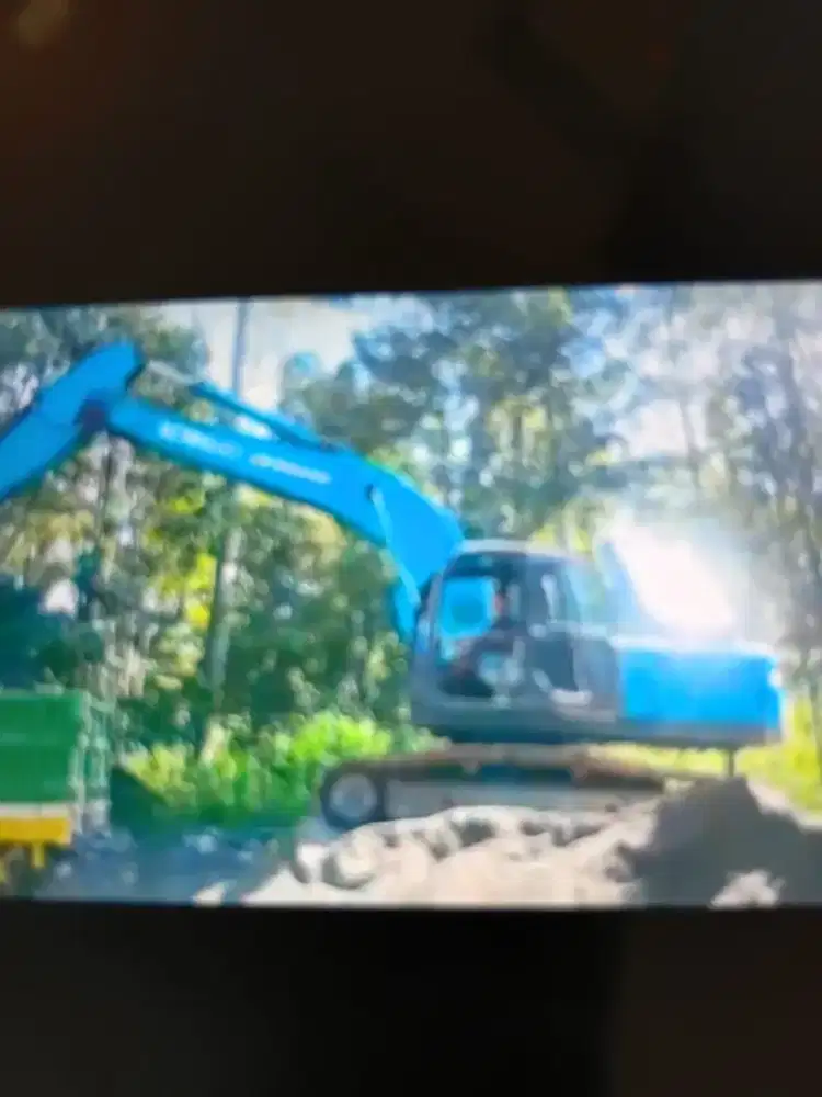 Exavator kobelco sk200-8 tahun 2013