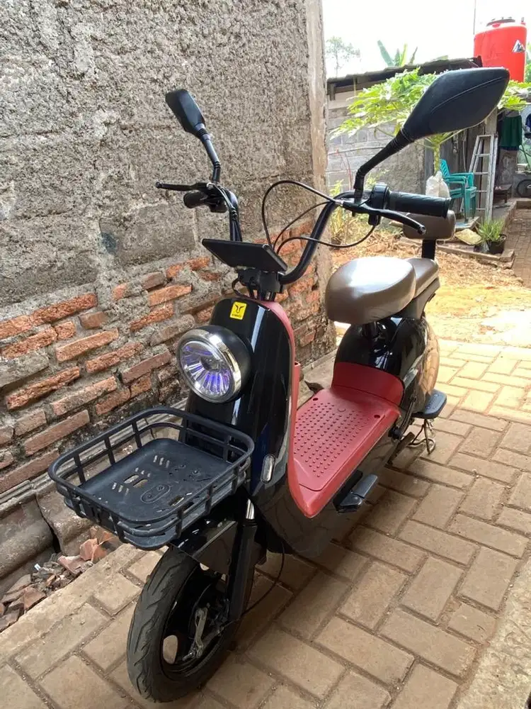 Sepeda listrik uwinfly R7