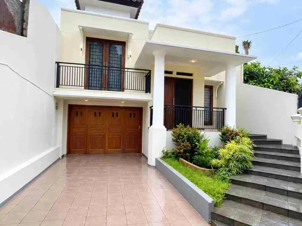 Rumah 2 lantai modern minimalis Pangkalan Jati Cinere Depok
