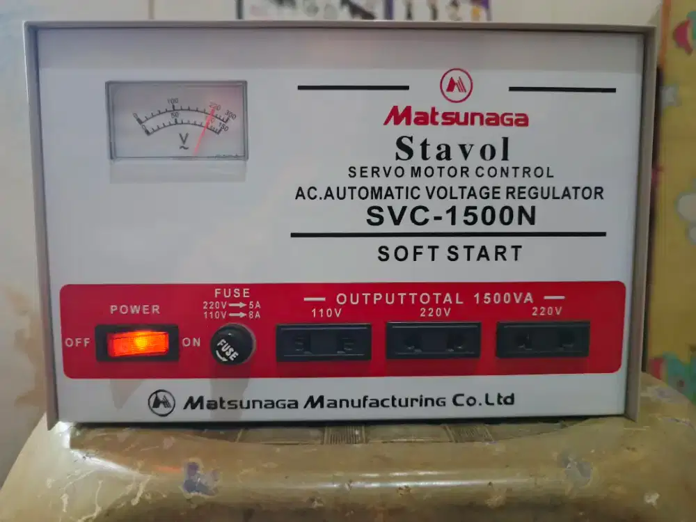 Stabilizer Matsunaga 1500Watt