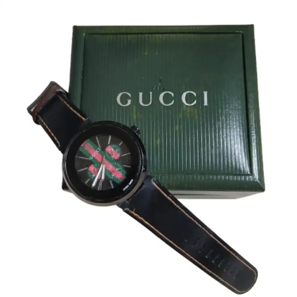 Jam Tangan Pria Gucci Automatic Winding Kronometer Ada Minus