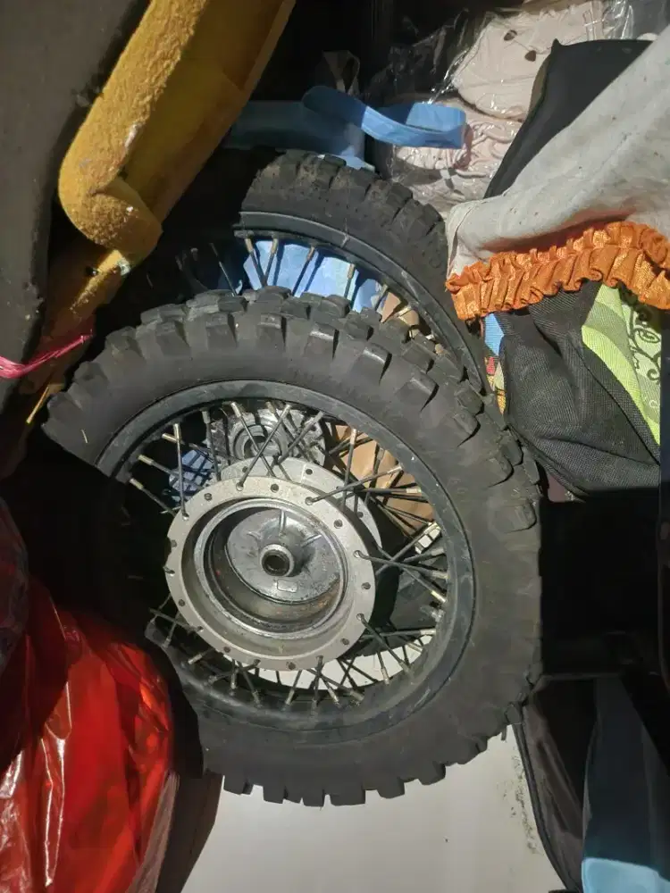 Ban dan Velg motor second