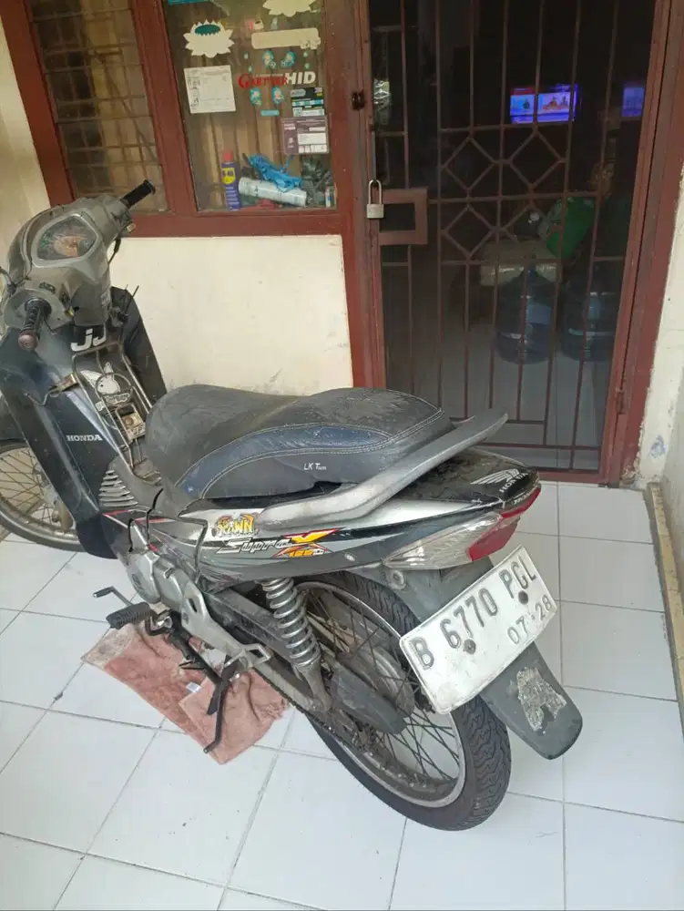 Honda Supra x tahun 2006