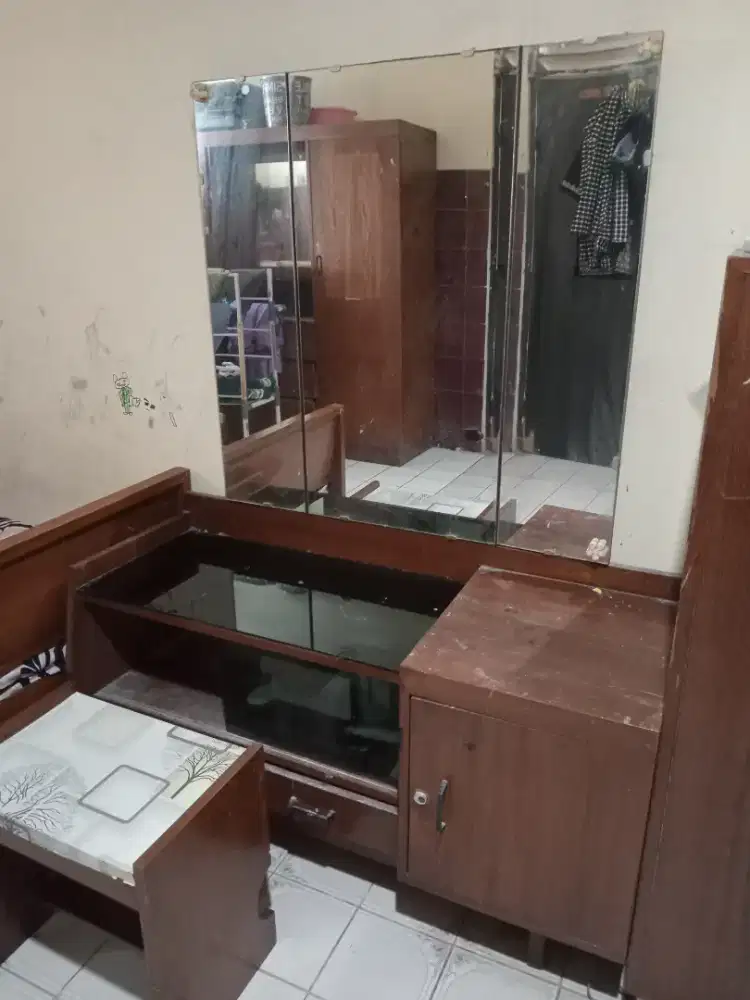 Meja rias jadul bahan jati