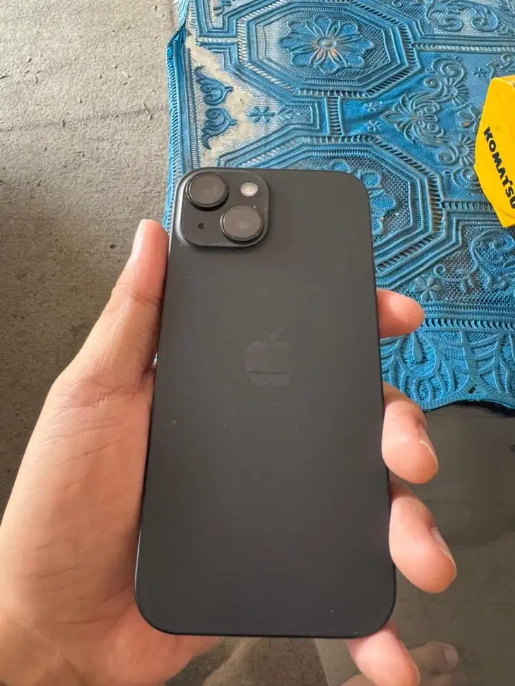 Di Jual Iphone 15 - 256 GB (Black)