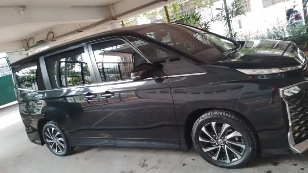 HOT ITEM TOYOTA VOXY 2024 — TANGAN PERTAMA | KM