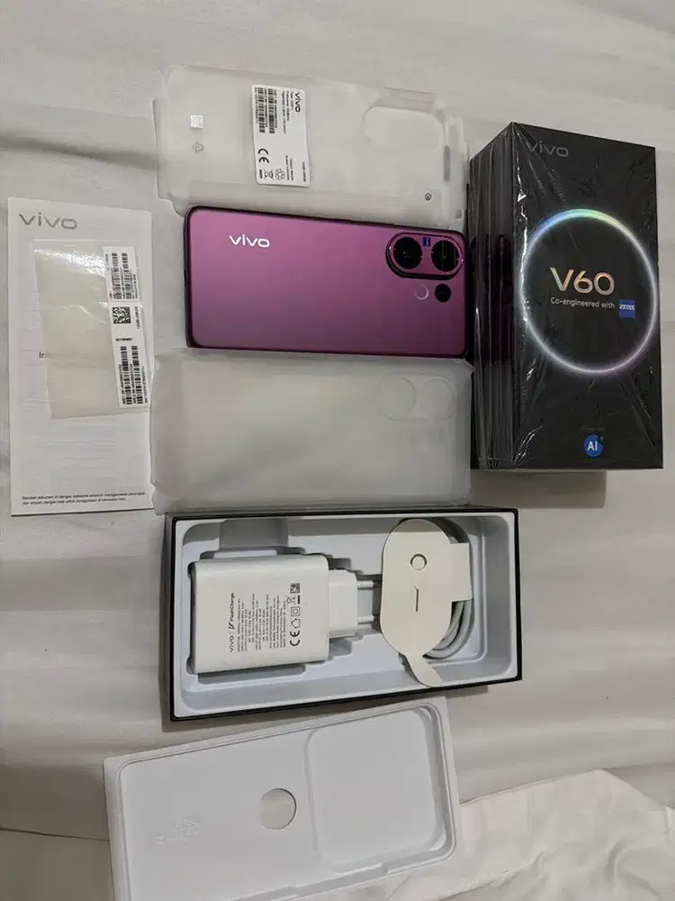 Vivo V60 second Ram 12/256 BH 100%