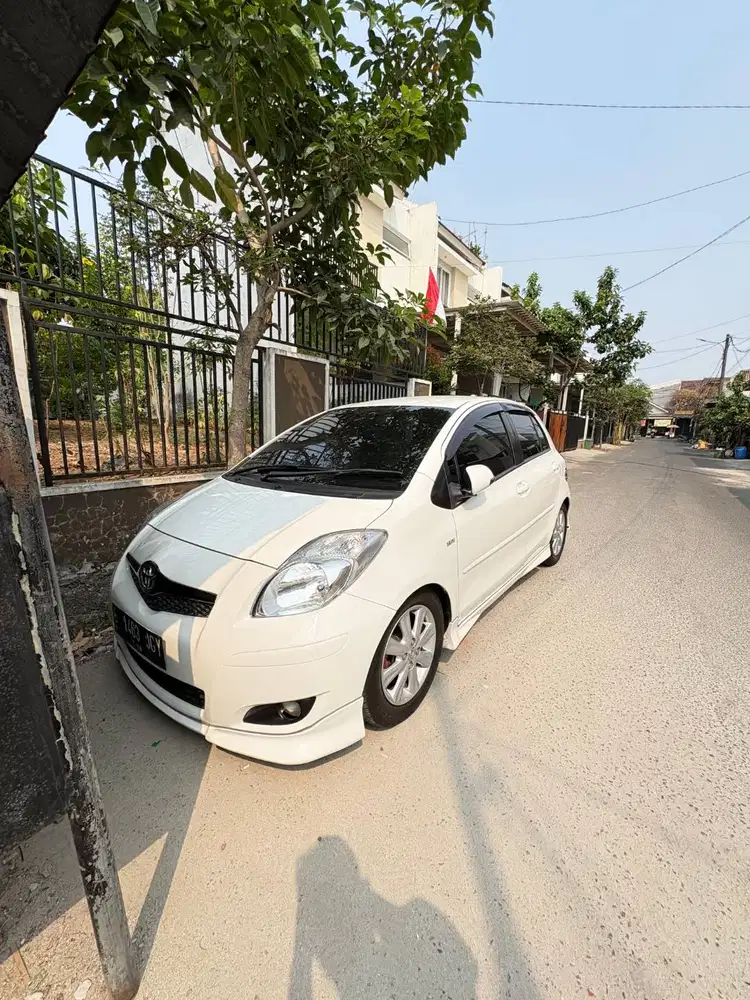 Yaris bakpau THN 2011,, tipe s limited mt