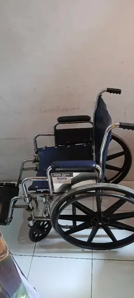 dijual kursi roda