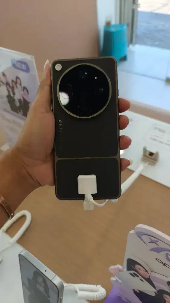 Oppo Find X9 Ultra 512gb OREN / BLACK Resmi Mulus Like New