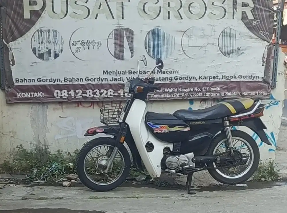 Honda Astrea Prima Engkel 1988 (Langka/Antik)