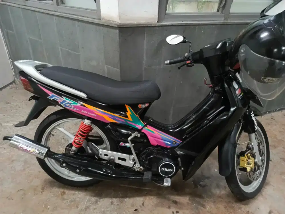 YAMAHA FIZ/ force 1