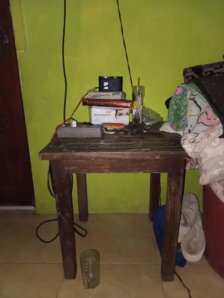 Meja Kayu Jati Bekas