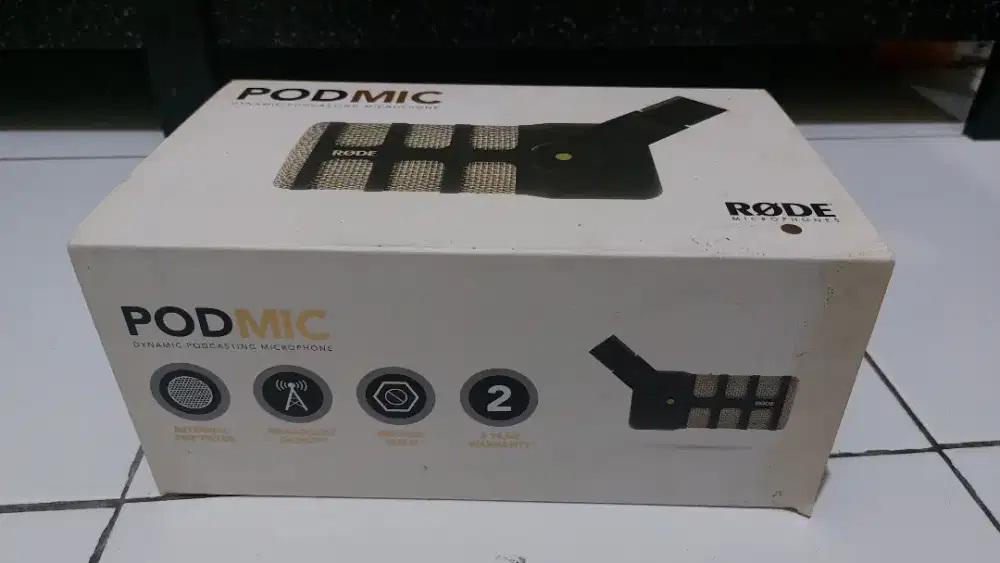 Mic podcast dari beli belum pake