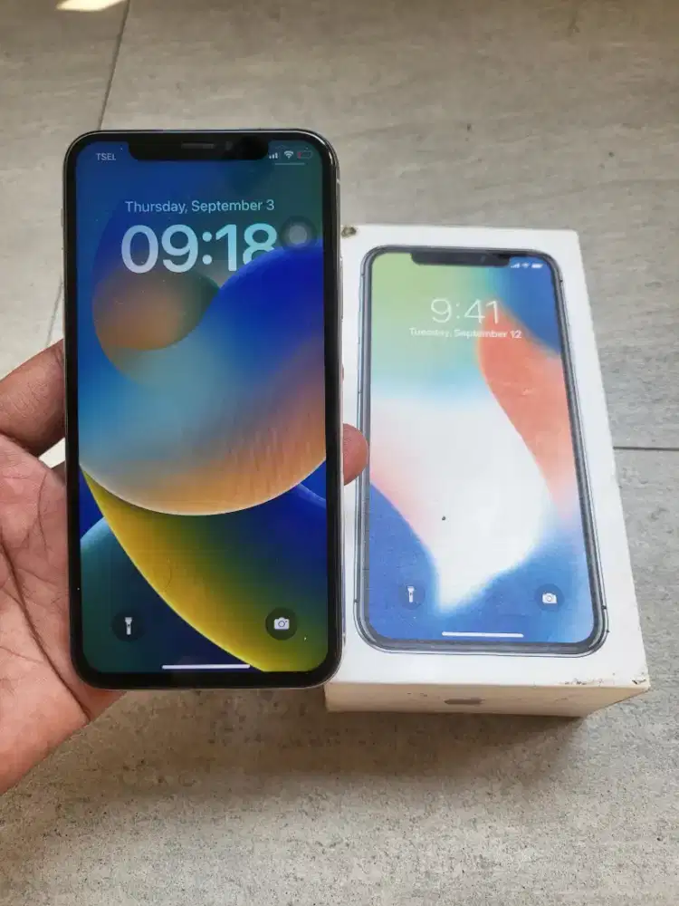 Jual cepat iphone x 64gb fullset