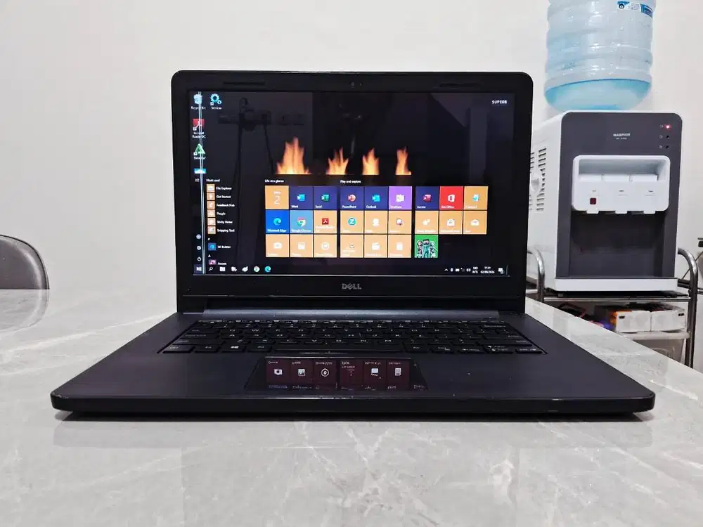 DELL 14 4GB SSD ReadyUp Batre BARU KUAAT Win ORI SLIM Mulus Garansi