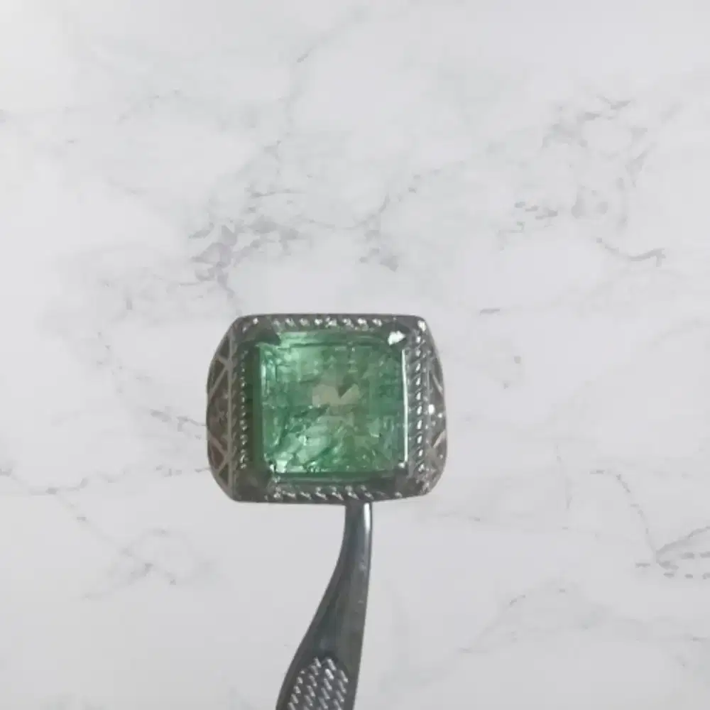 Cincin Pria Batu Jamrud Colombia Luster Kristal Kotak Unik