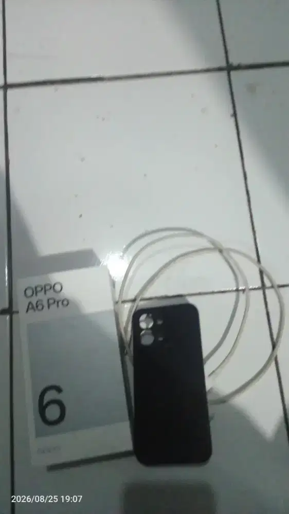 Hp Oppo A6 pro 4G ram 8/128